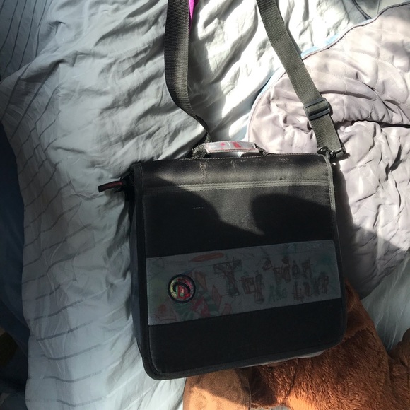 Trapper keeper - Picture 1 of 3